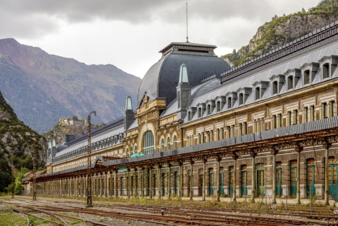 Estación de Canfranc, reconvertida en 2023 en hotel