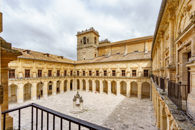 Patio del Monasterio de Uclés