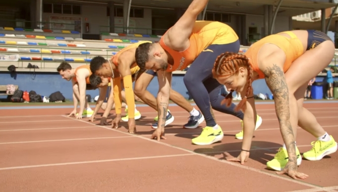 Imagen de la noticia: Esta es la polémica equipación de Atletismo de España en los Juegos Olímpicos