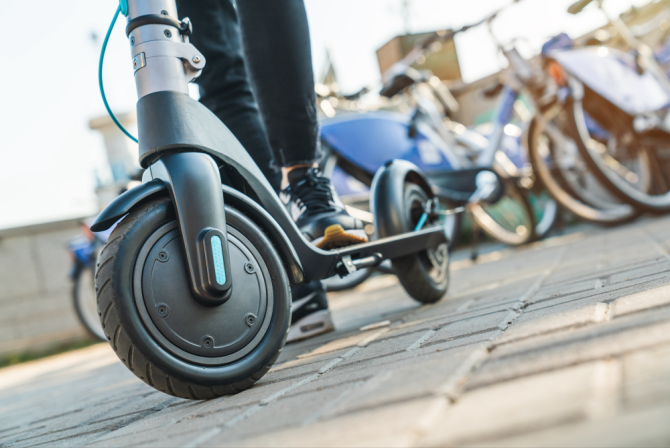 Imagen de la noticia: El seguro será obligatorio para los patinetes eléctricos