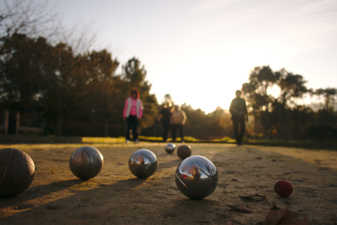 Imagen de la noticia: La petanca: el deporte tradicional que se ha puesto de moda