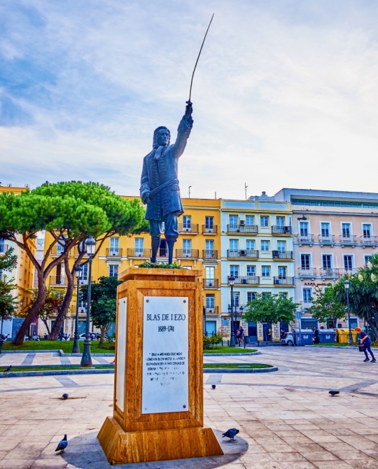 Monumento a Blas de Lezo