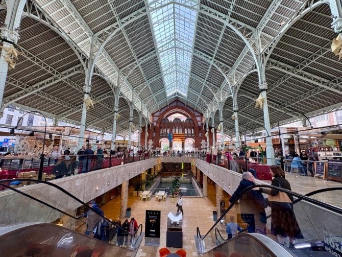 El Mercat de Colón vive intensamente la Navidad