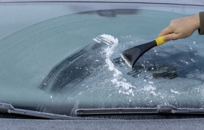 Imagen de la noticia: Consejos para descongelar la luna del coche en las frías mañanas de invierno